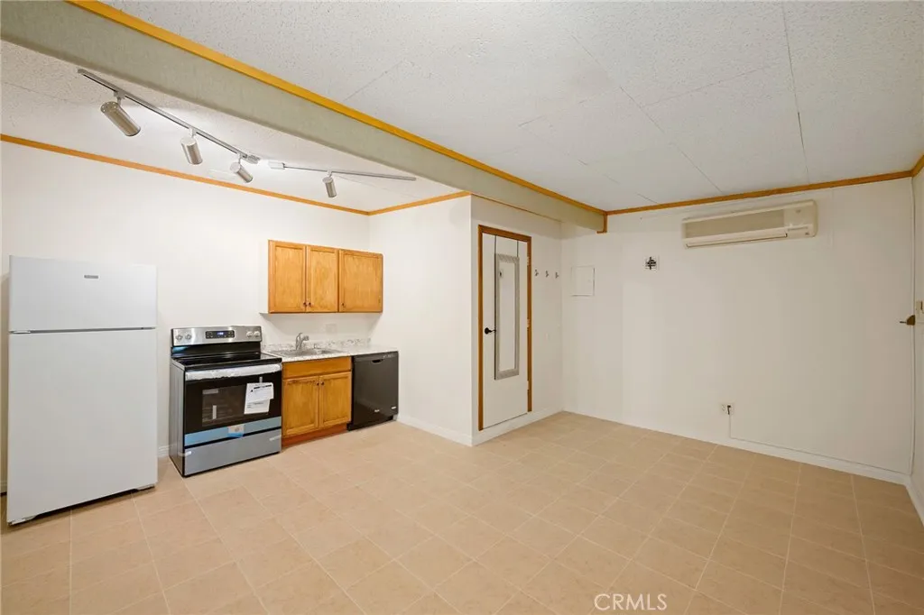 520 N Howard Street, Glendale, California 91206 home-pic-26